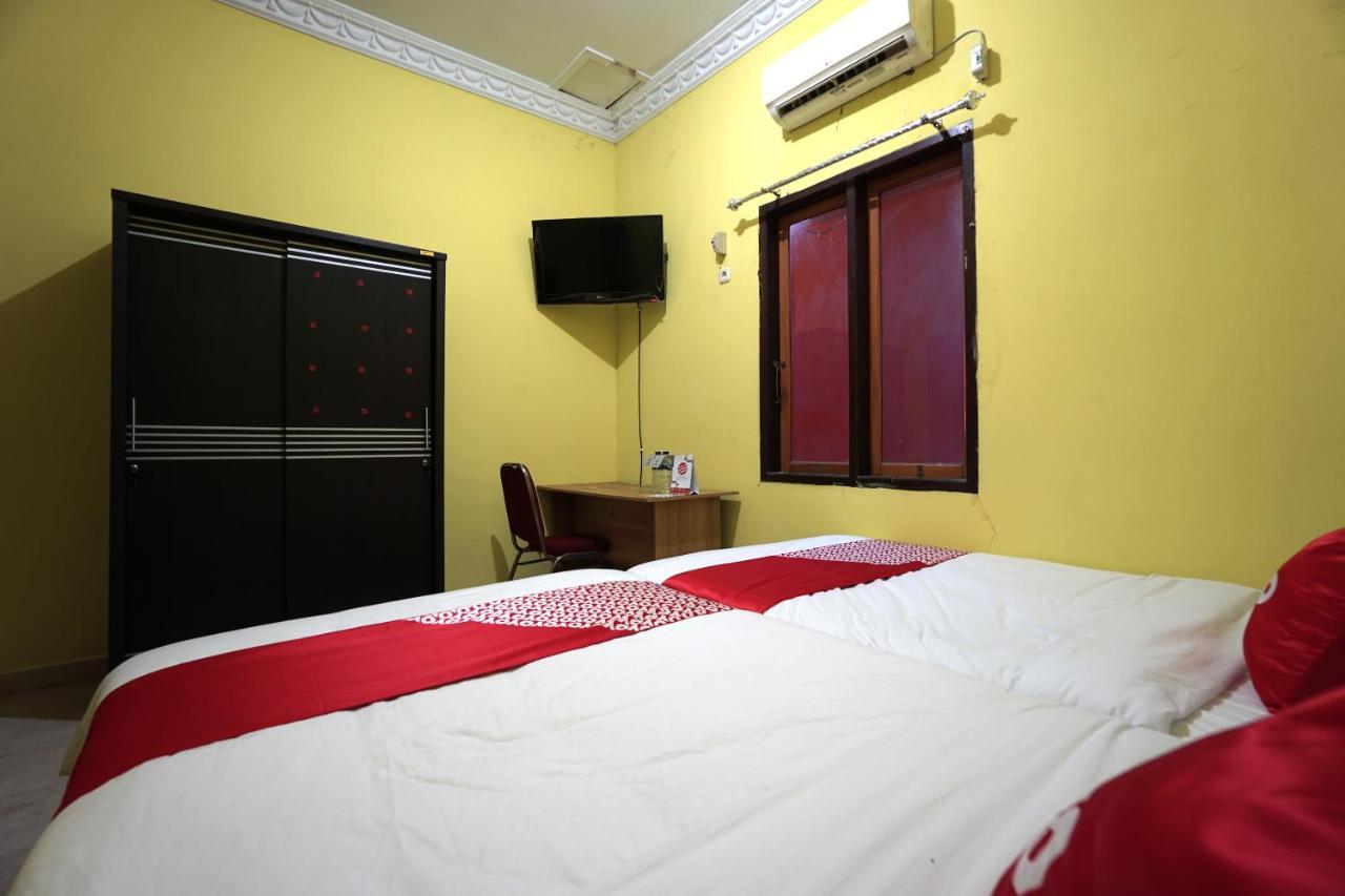 OYO 2486 Bahana Guest House Manado Exterior foto