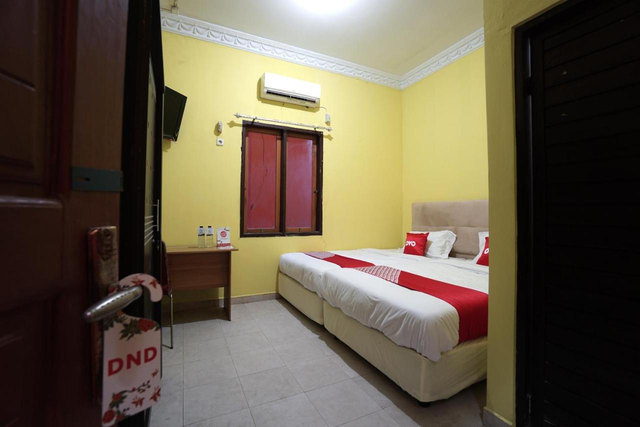 OYO 2486 Bahana Guest House Manado Exterior foto